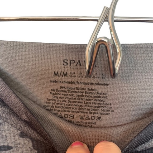 SPANX Seamless Look At Me Now Heathered Camo Leggings Size M - Picture 6 of 7